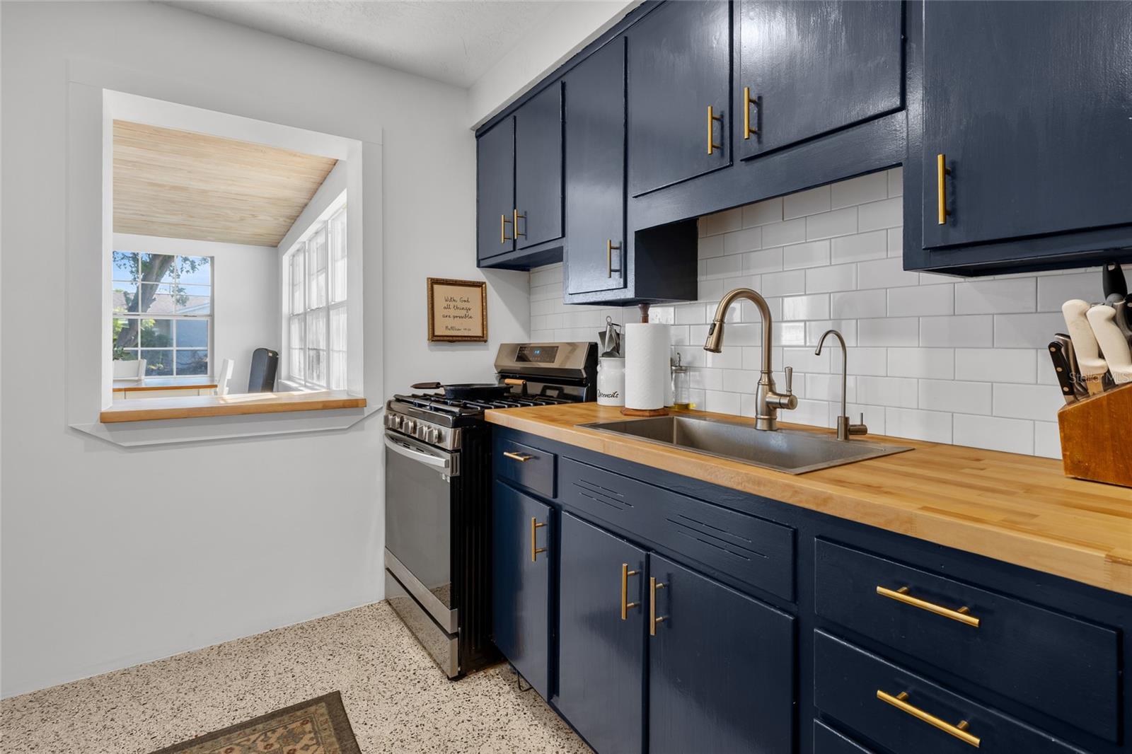 Image 6 of 30 For 3217 Teal Avenue