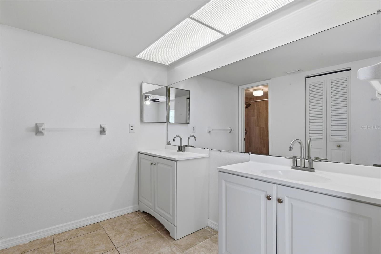 Image 11 of 35 For 6320 7th Avenue W