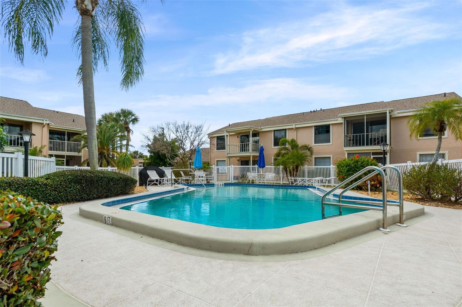 Image 19 of 35 For 6320 7th Avenue W