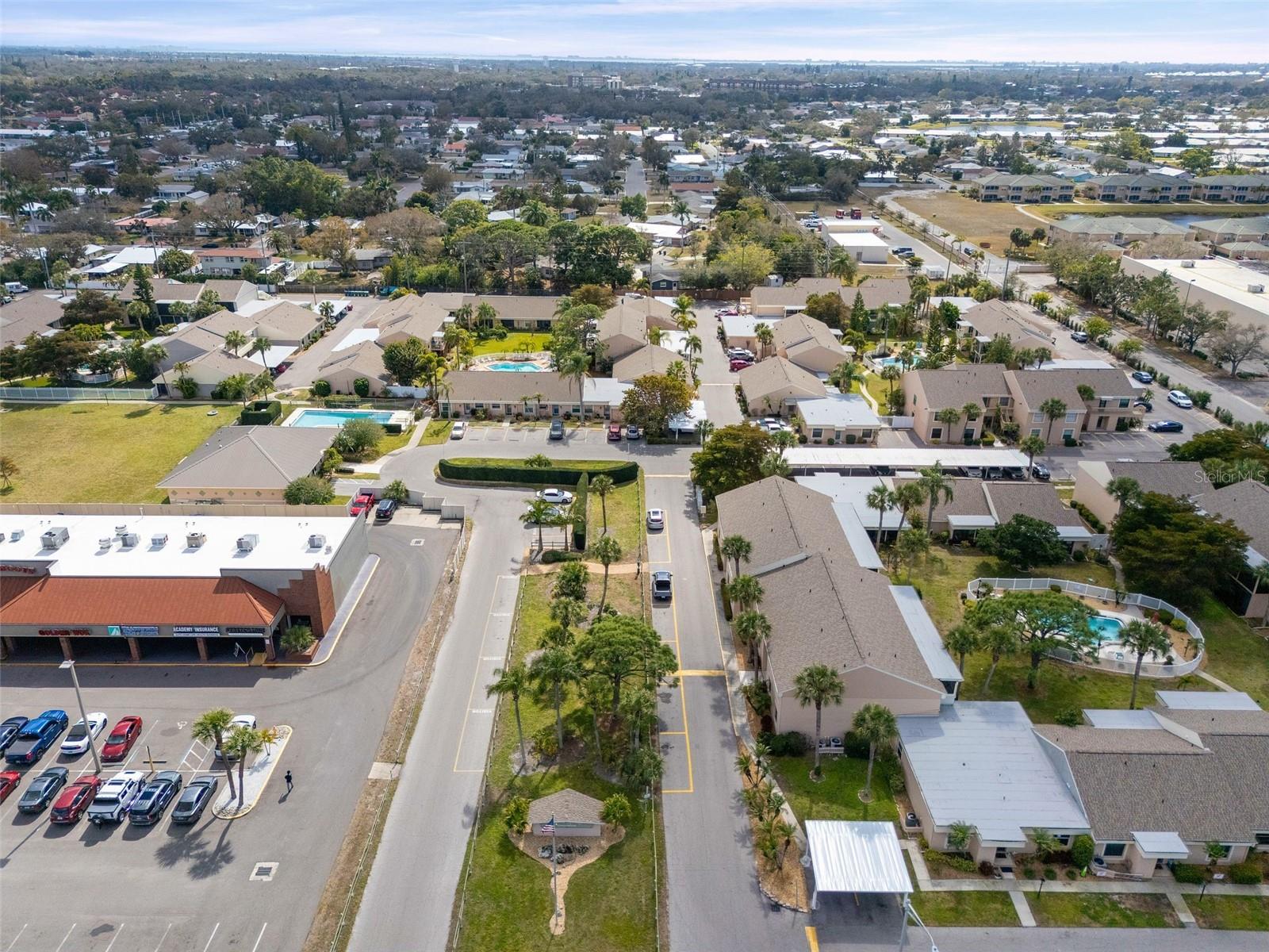 Image 22 of 35 For 6320 7th Avenue W