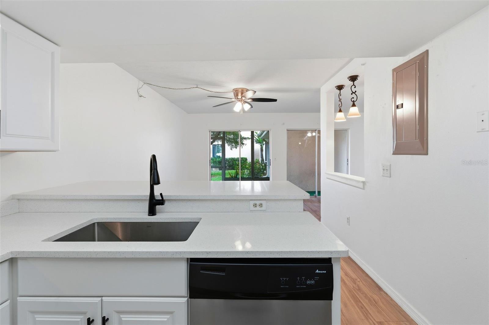 Image 6 of 35 For 6320 7th Avenue W