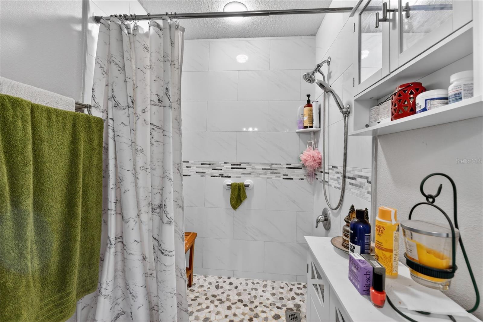 Image 17 of 37 For 14407 Alistar Manor Drive