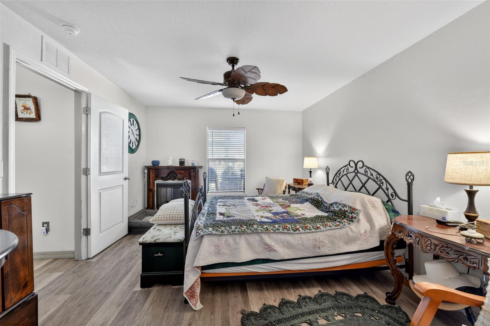 Image 20 of 37 For 14407 Alistar Manor Drive