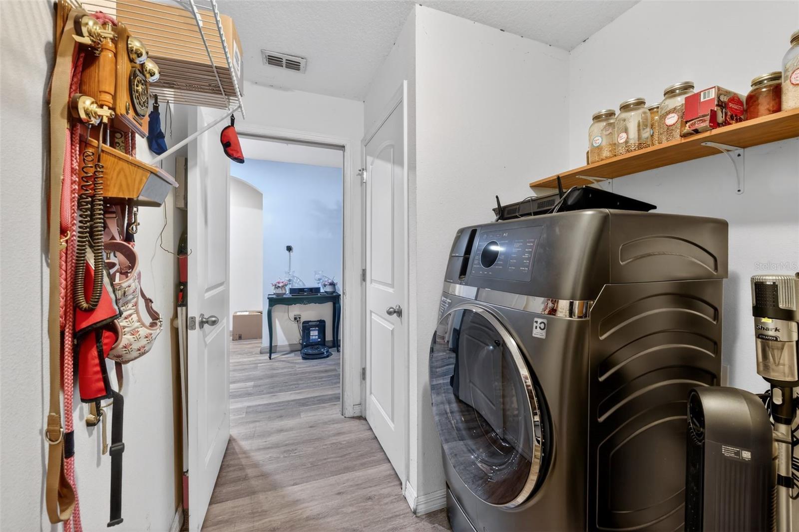 Image 29 of 37 For 14407 Alistar Manor Drive