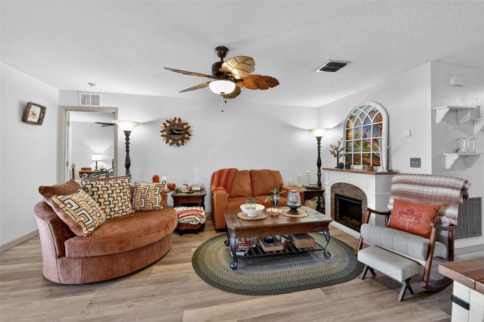 Image 4 of 37 For 14407 Alistar Manor Drive