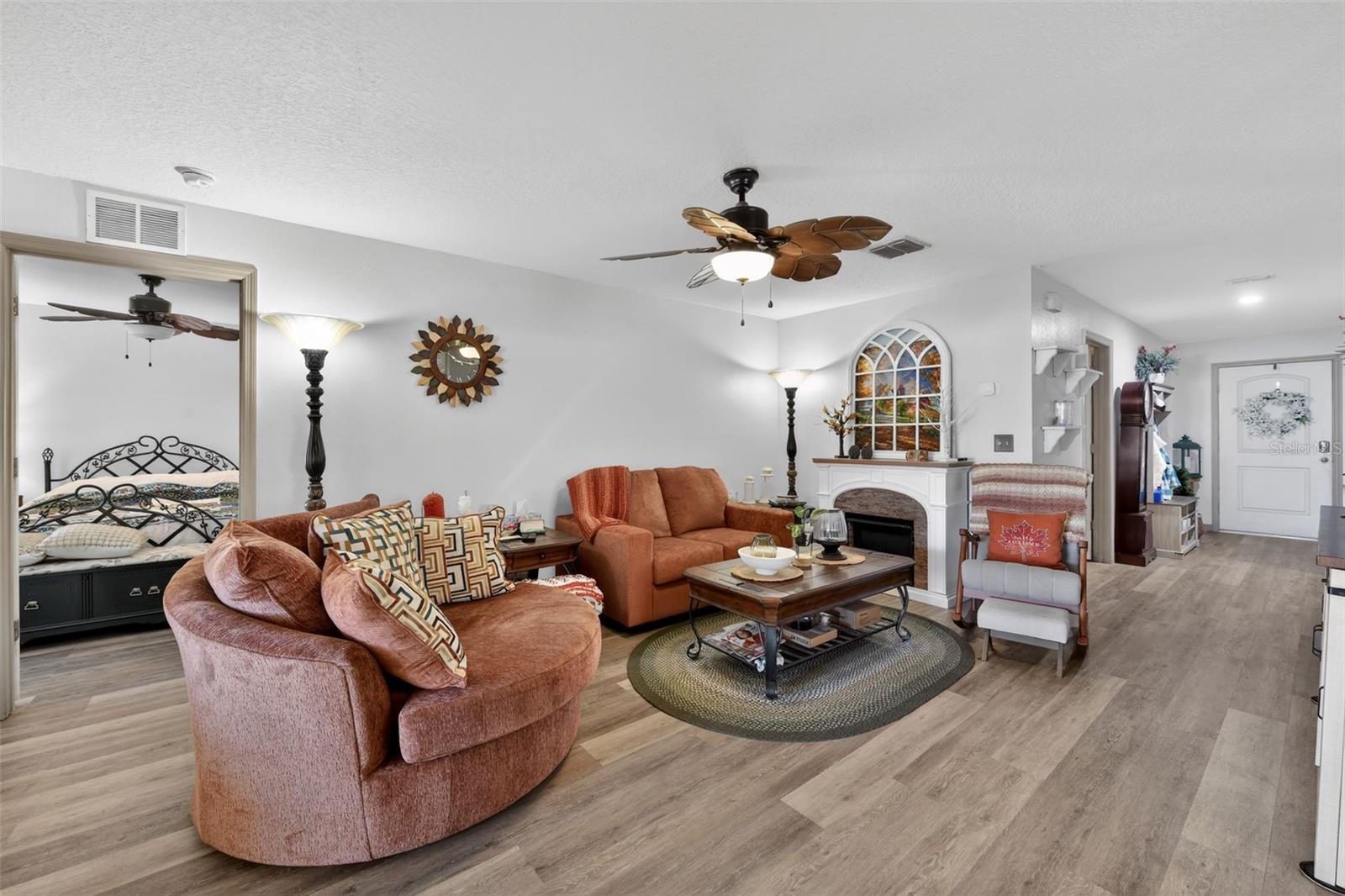 Image 5 of 37 For 14407 Alistar Manor Drive