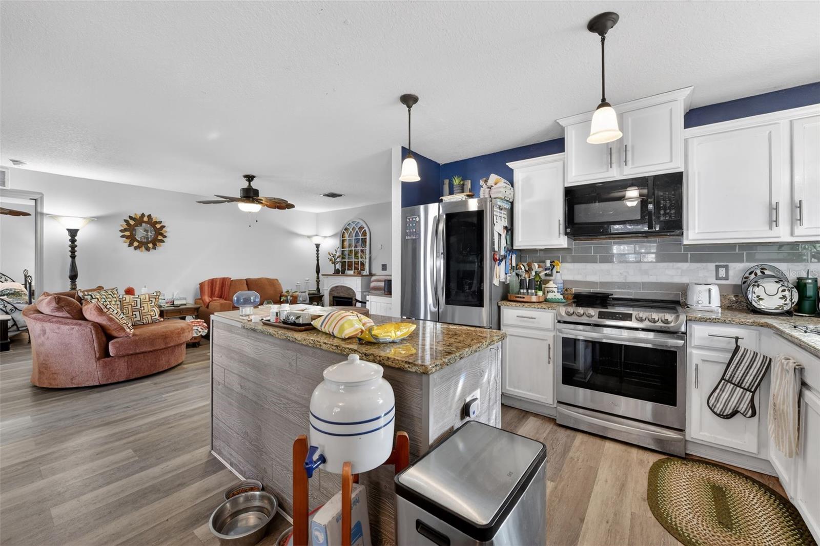 Image 7 of 37 For 14407 Alistar Manor Drive