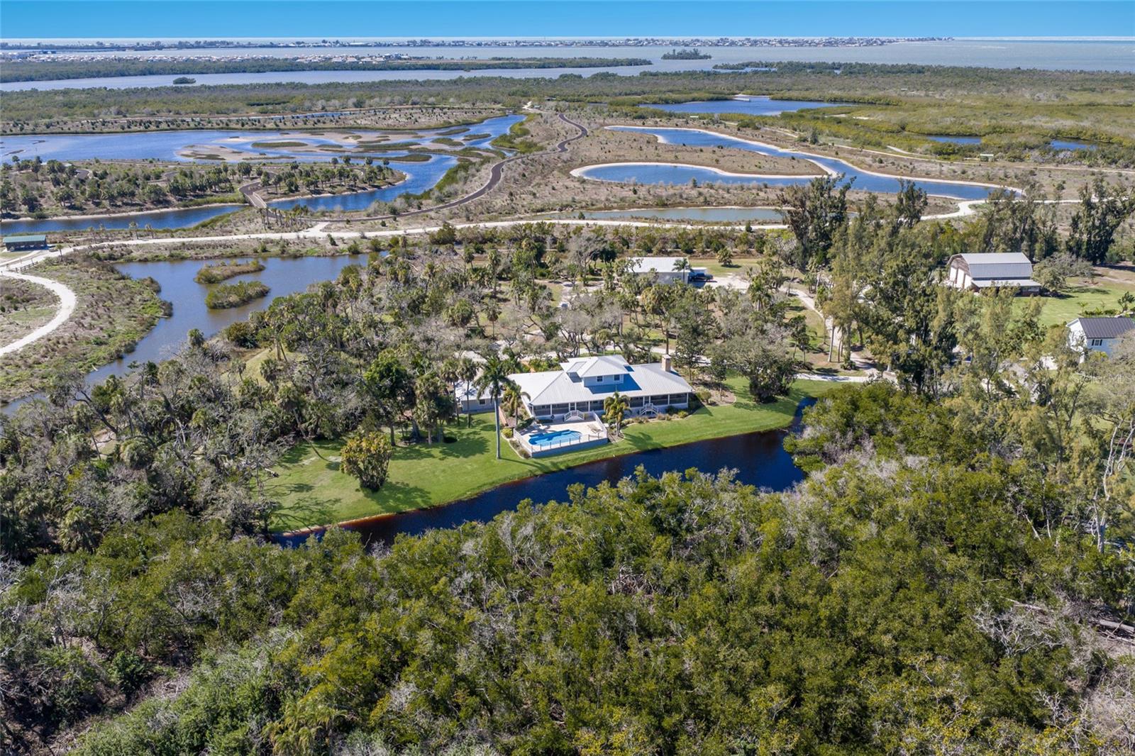 Image 39 of 79 For 1400 99th Street Nw