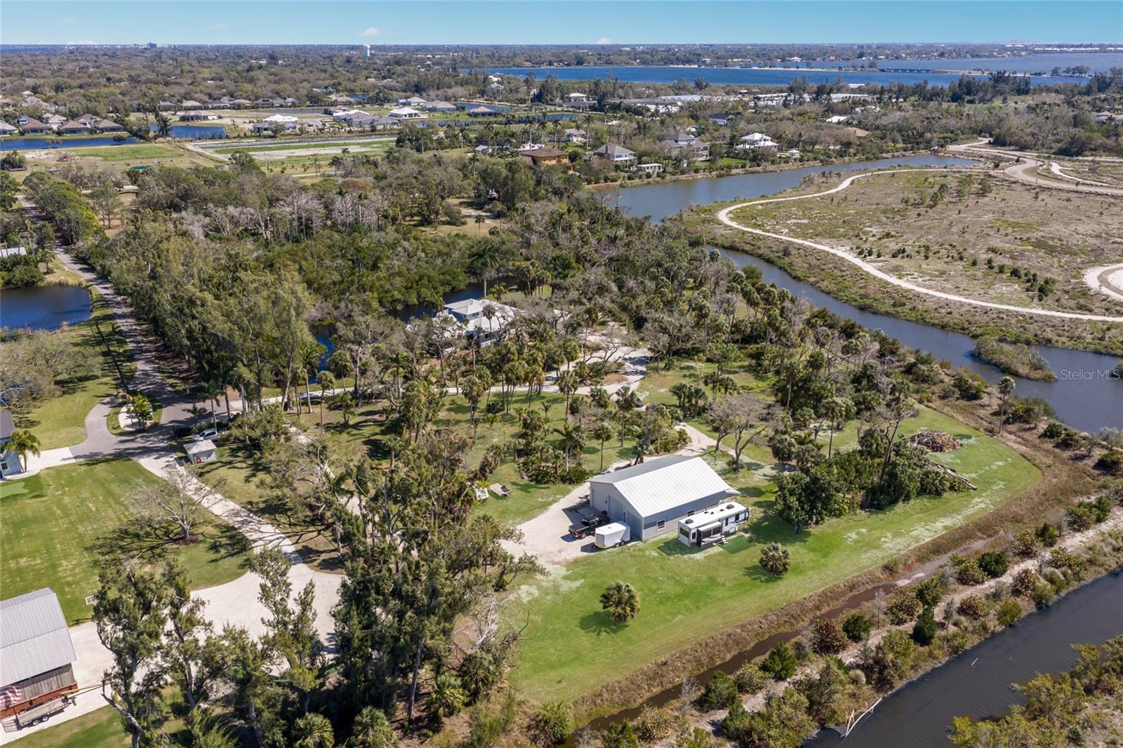 Image 43 of 79 For 1400 99th Street Nw