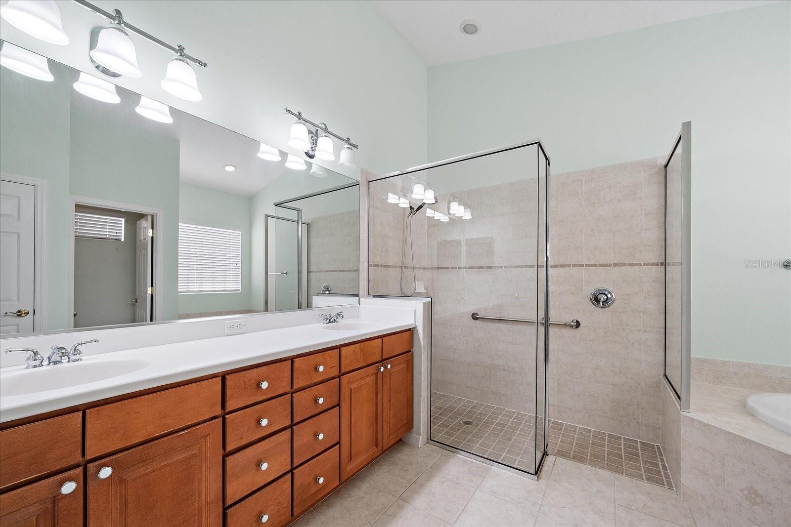 Image 18 of 44 For 6476 Rookery Circle