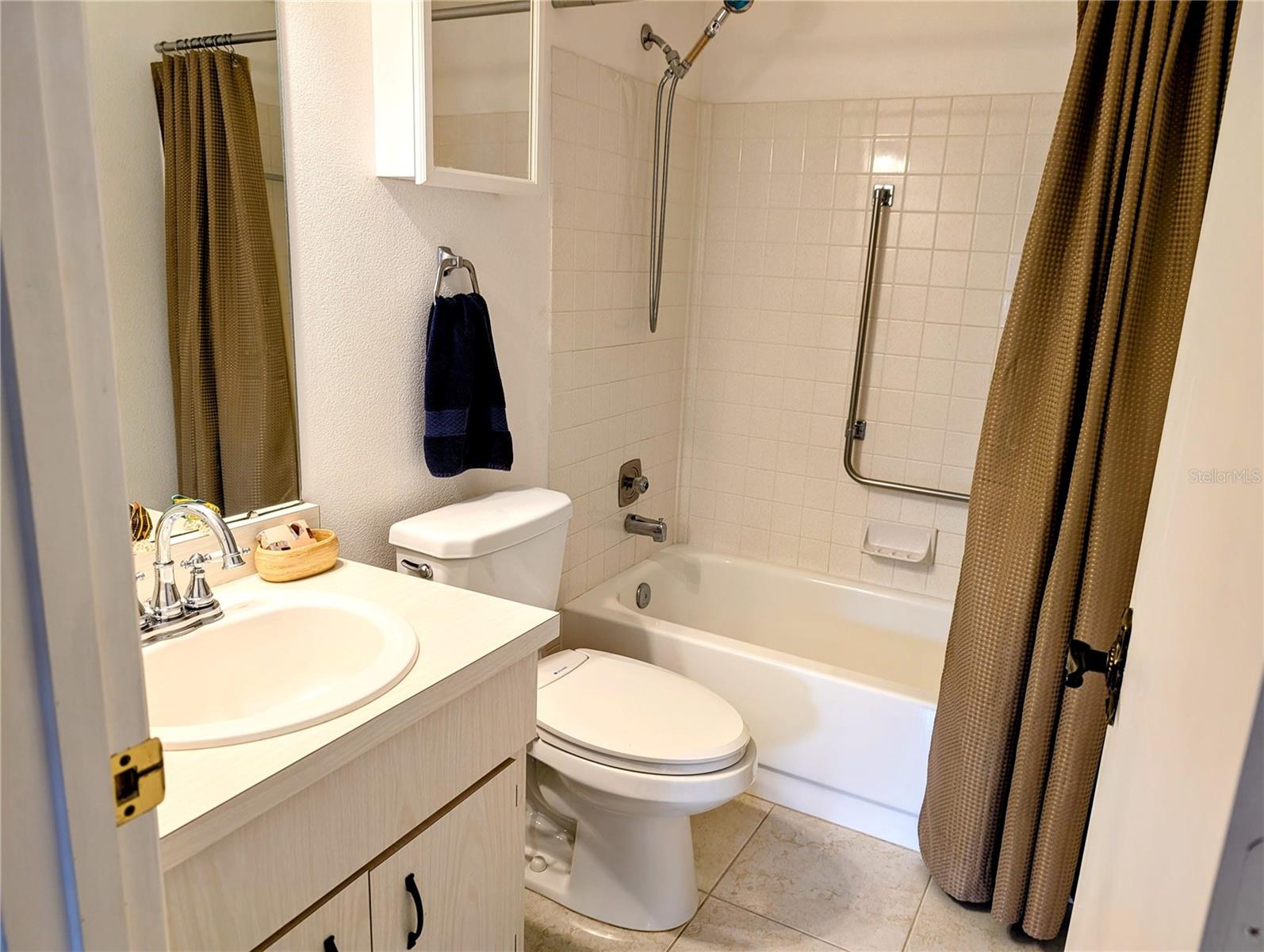 Image 18 of 52 For 2808 60th Avenue W 1702