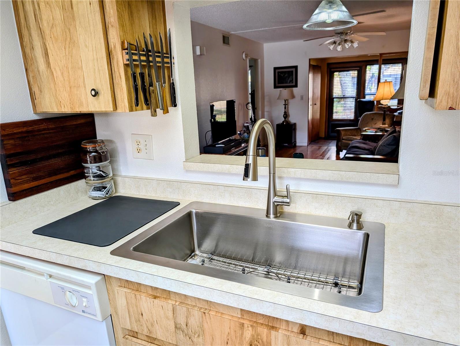 Image 5 of 52 For 2808 60th Avenue W 1702