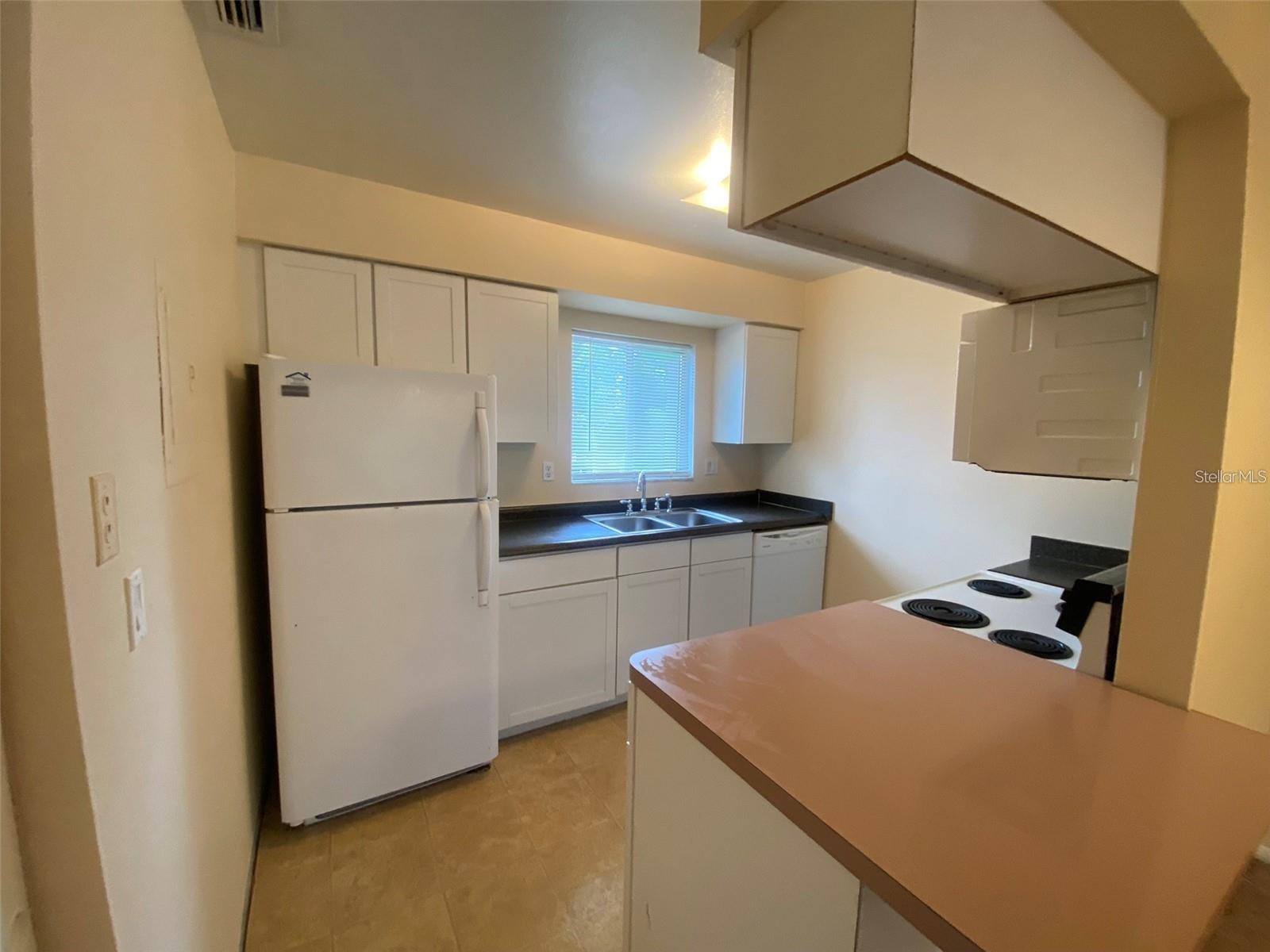 Image 8 of 16 For 2621 Pine Lake Terrace D