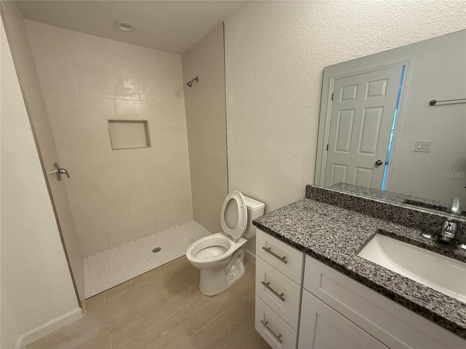 Image 11 of 27 For 1401 Urmey Lane