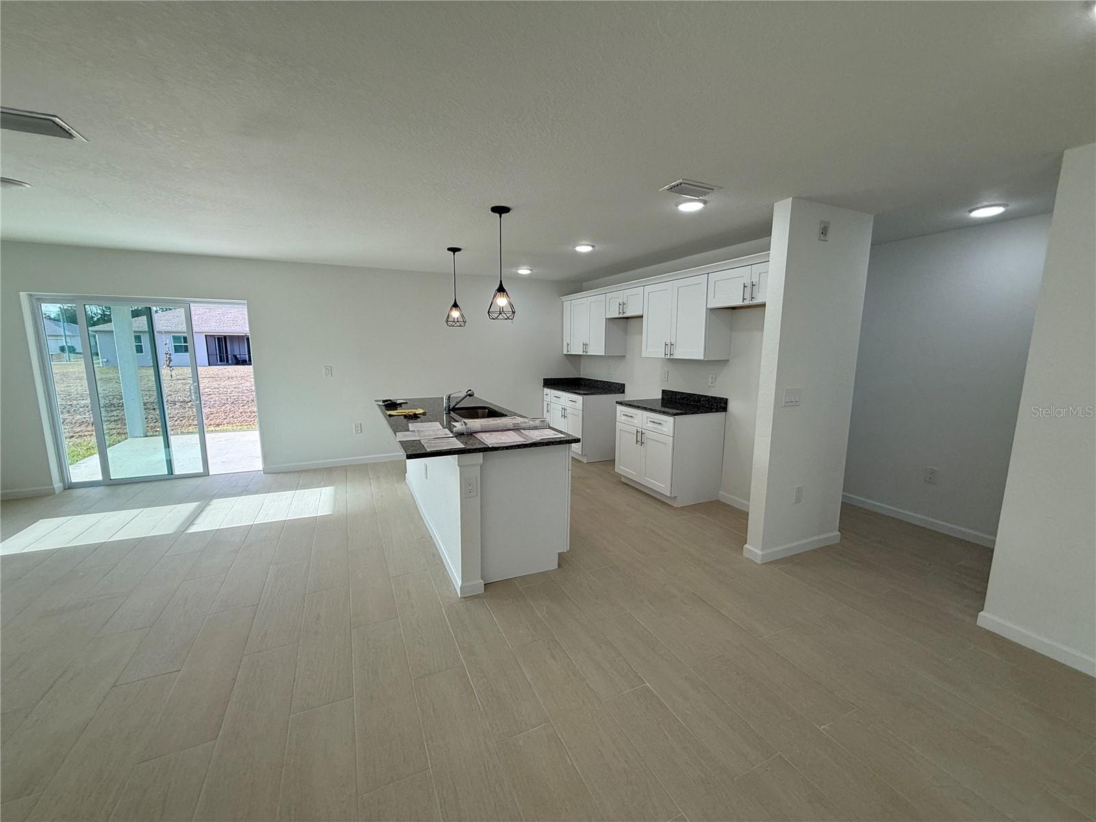 Image 6 of 27 For 1401 Urmey Lane