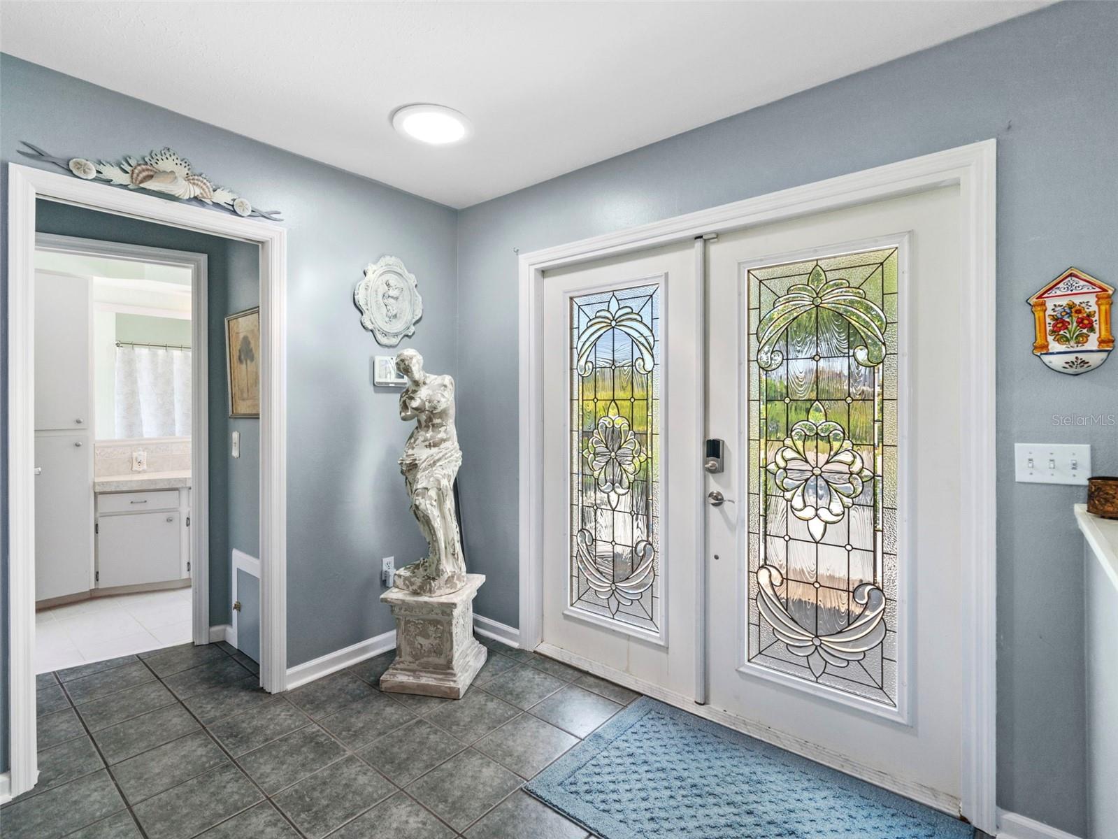 Image 29 of 53 For 1260 Lakeside Drive