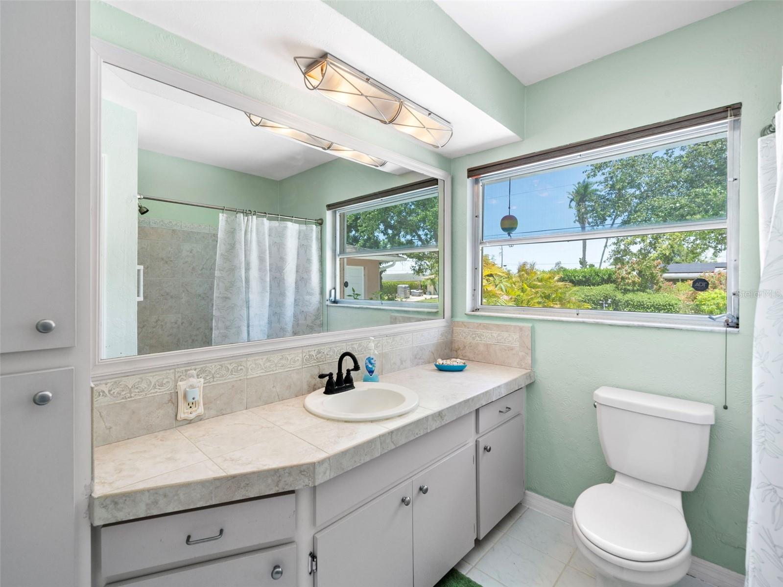 Image 34 of 53 For 1260 Lakeside Drive