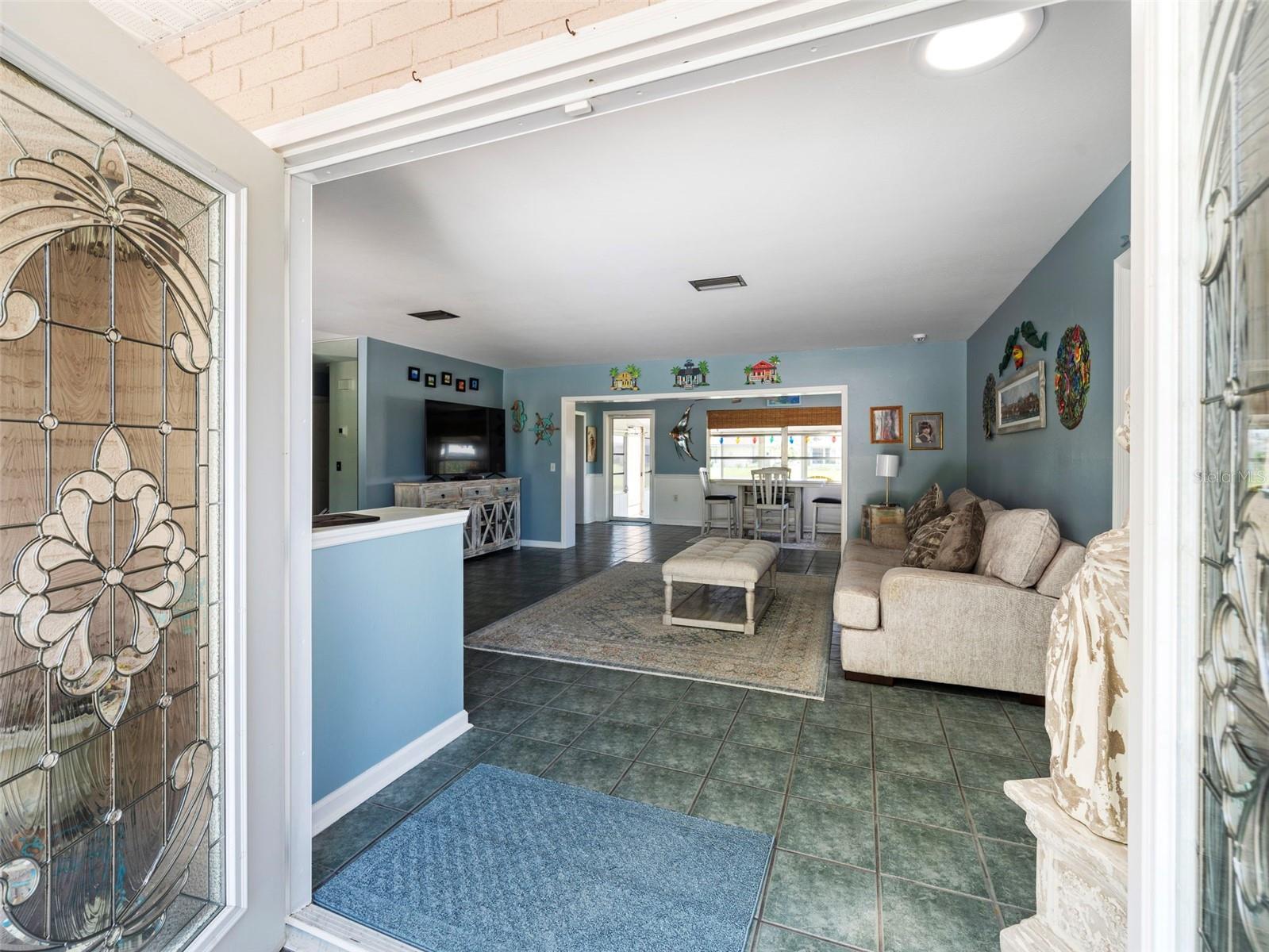 Image 7 of 53 For 1260 Lakeside Drive