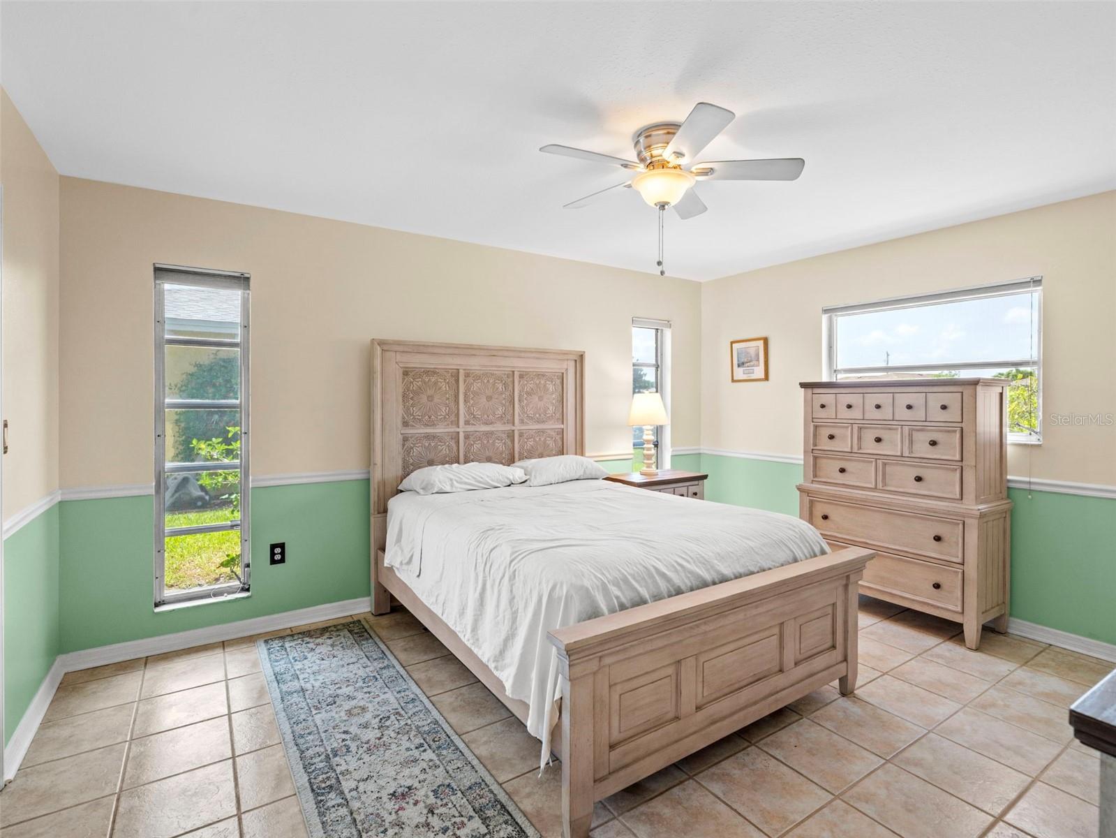 Image 8 of 53 For 1260 Lakeside Drive