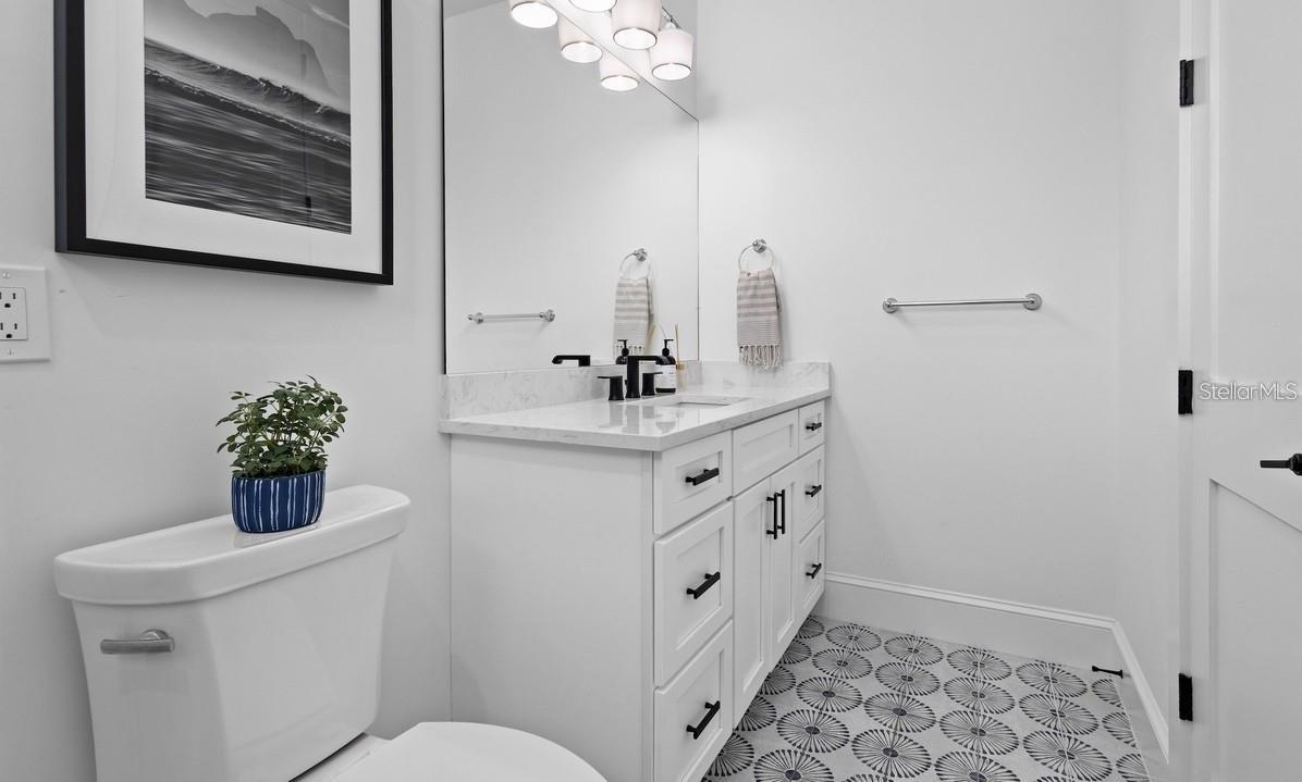 Image 51 of 81 For 203 Bay Drive N