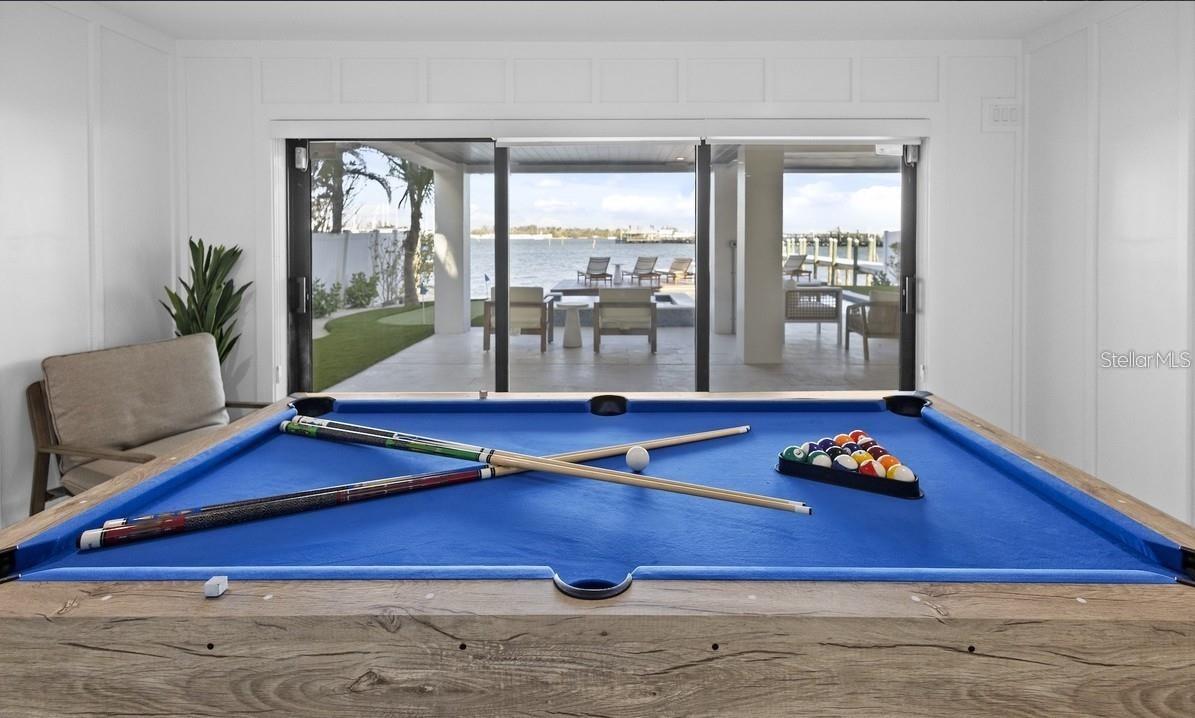 Image 61 of 81 For 203 Bay Drive N