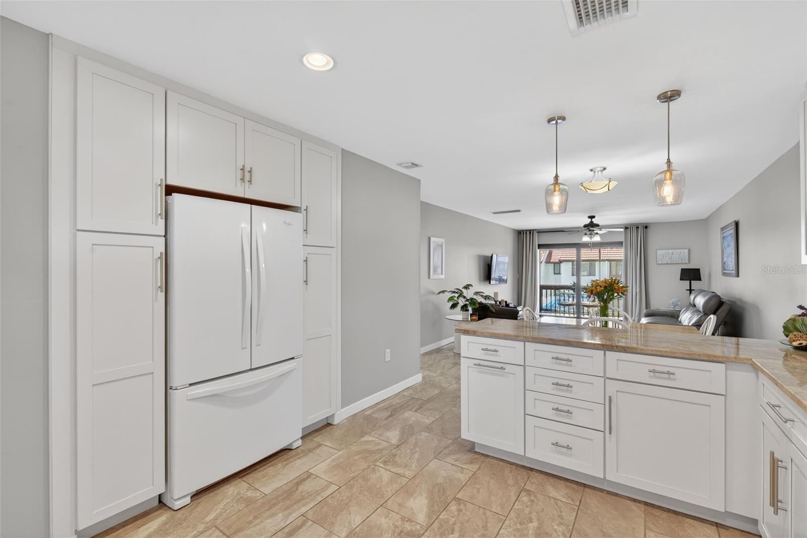 Image 10 of 43 For 1632 Stickney Point Road 201