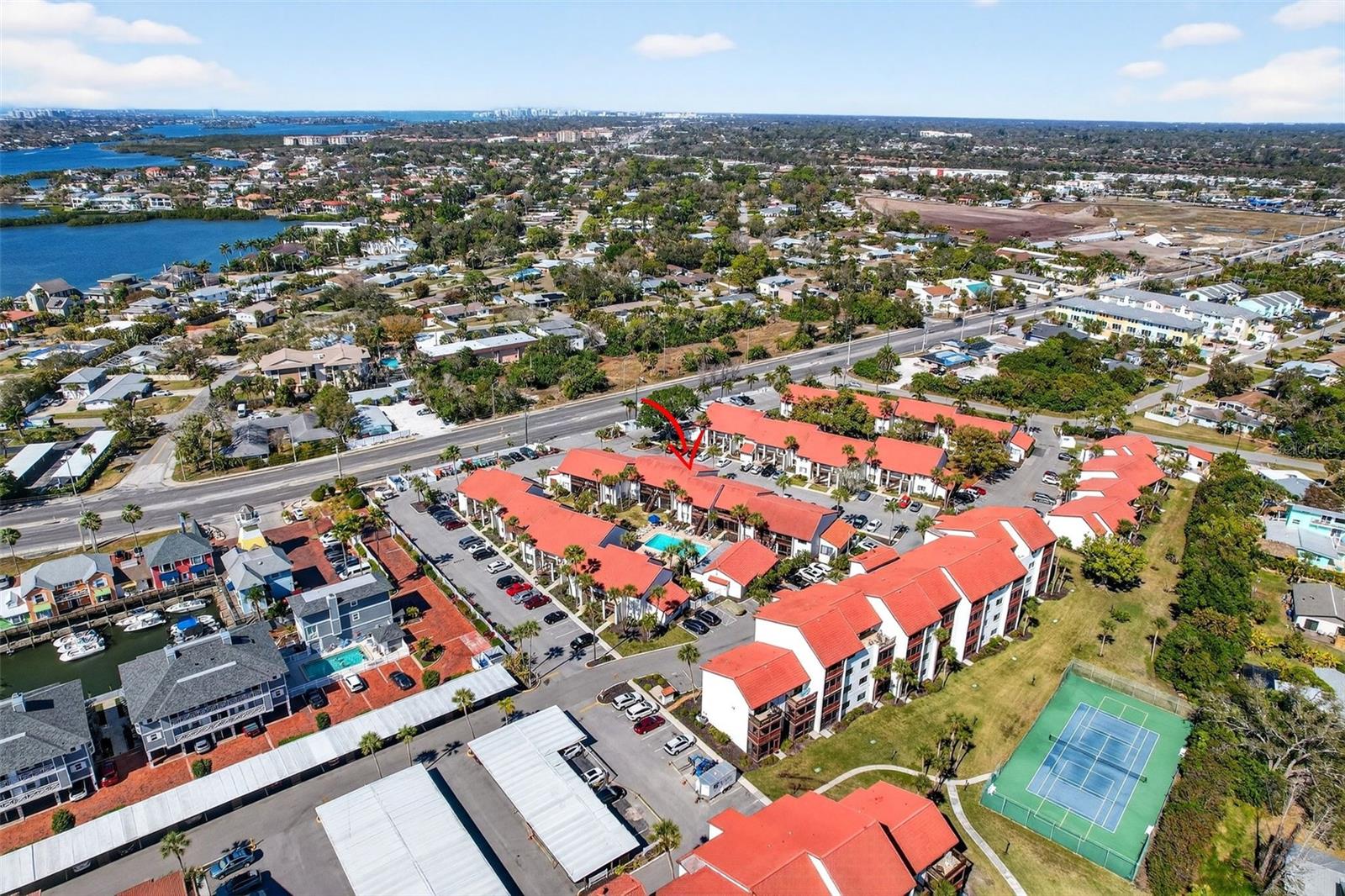 Image 35 of 43 For 1632 Stickney Point Road 201