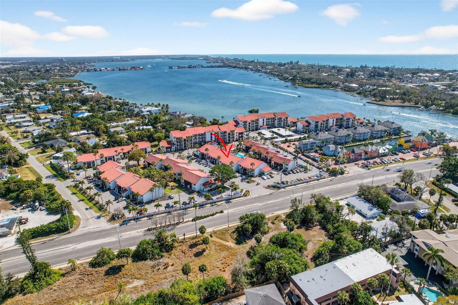 Image 37 of 43 For 1632 Stickney Point Road 201