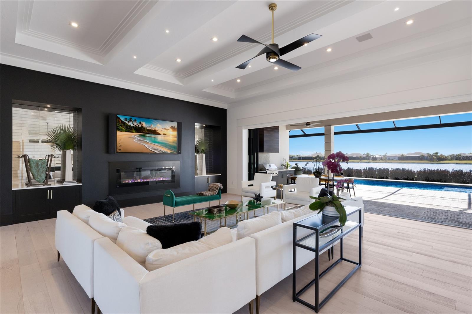 Image 16 of 99 For 8428 Lindrick Lane