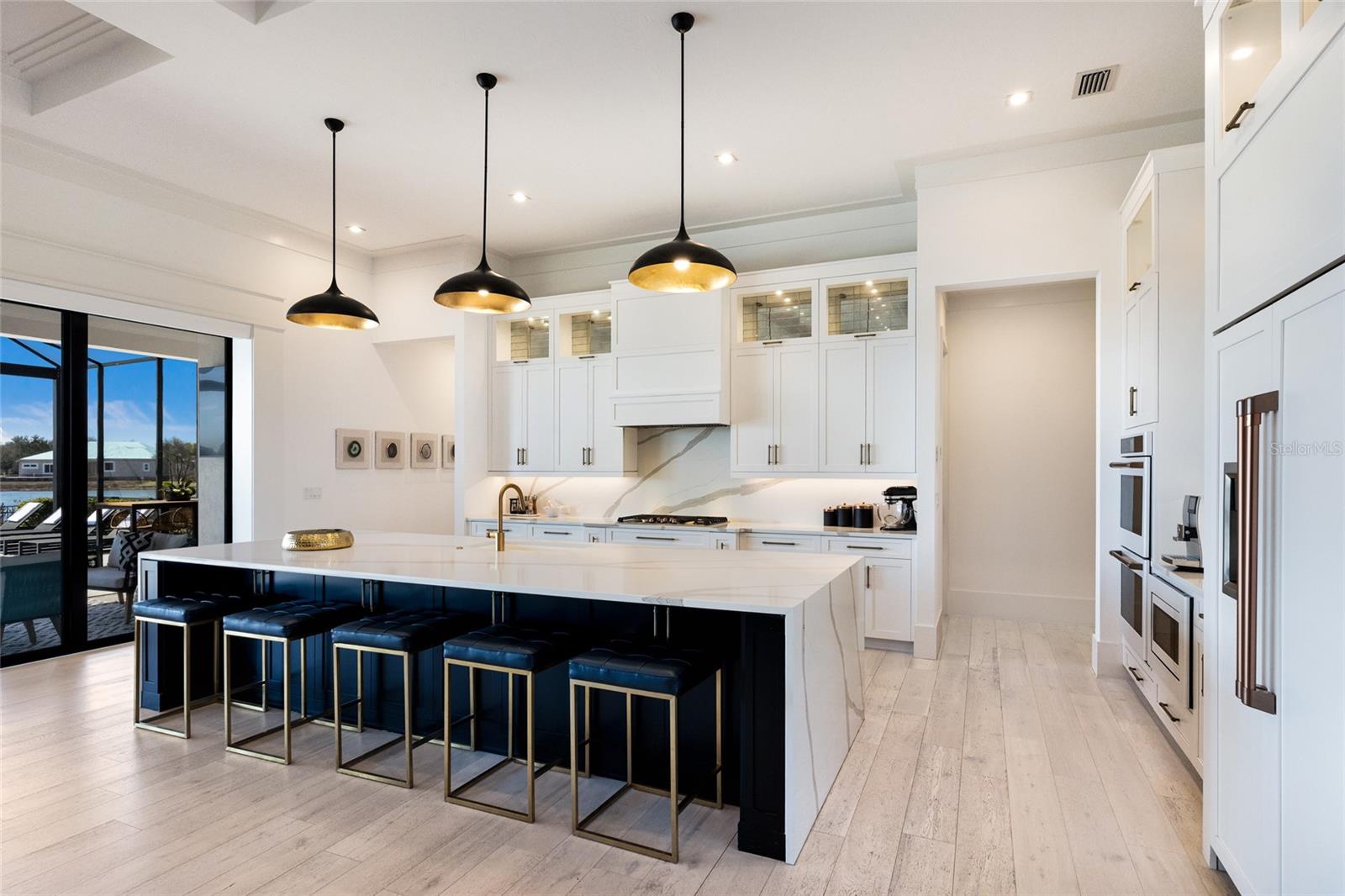 Image 17 of 99 For 8428 Lindrick Lane