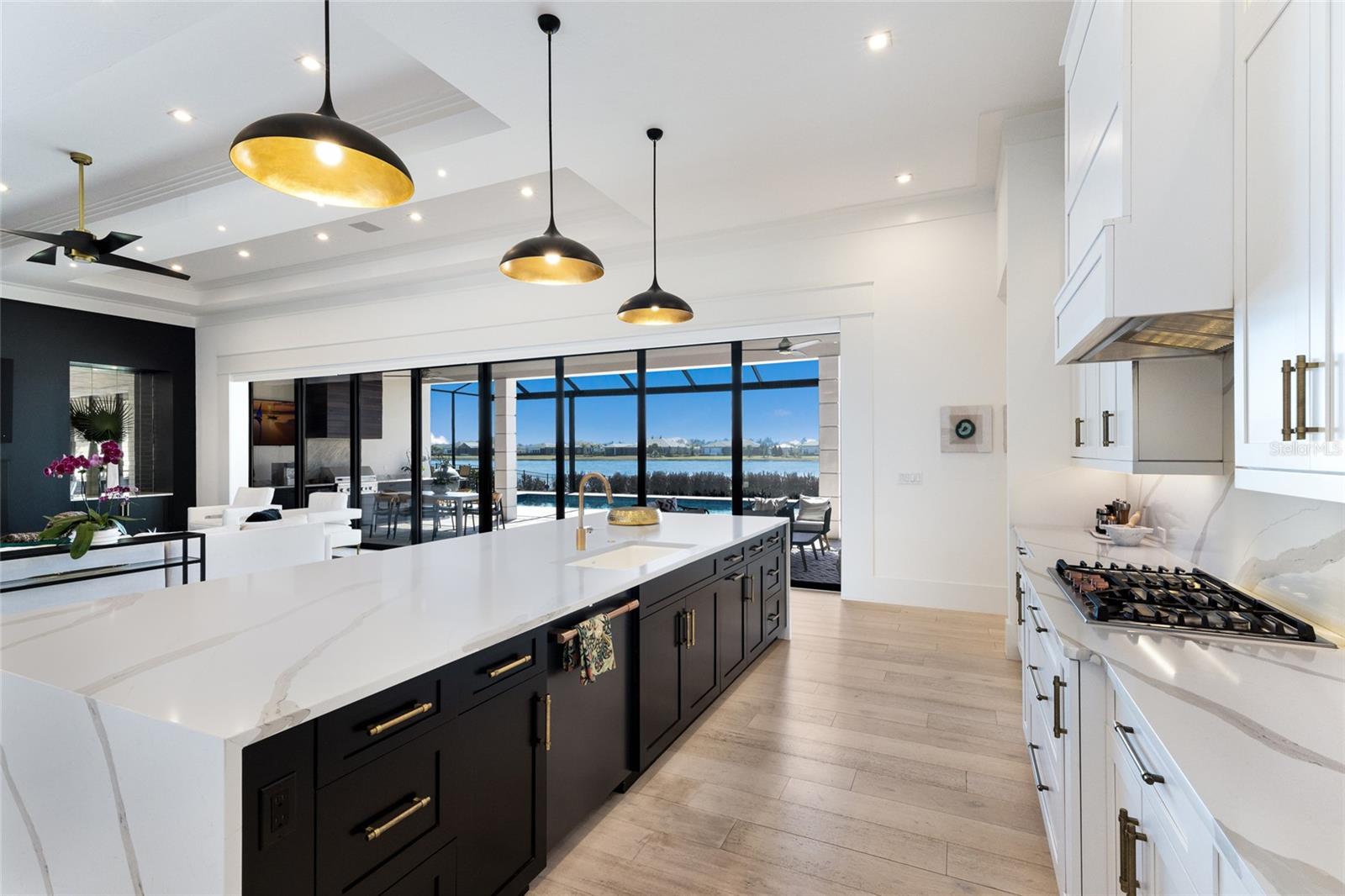 Image 24 of 99 For 8428 Lindrick Lane