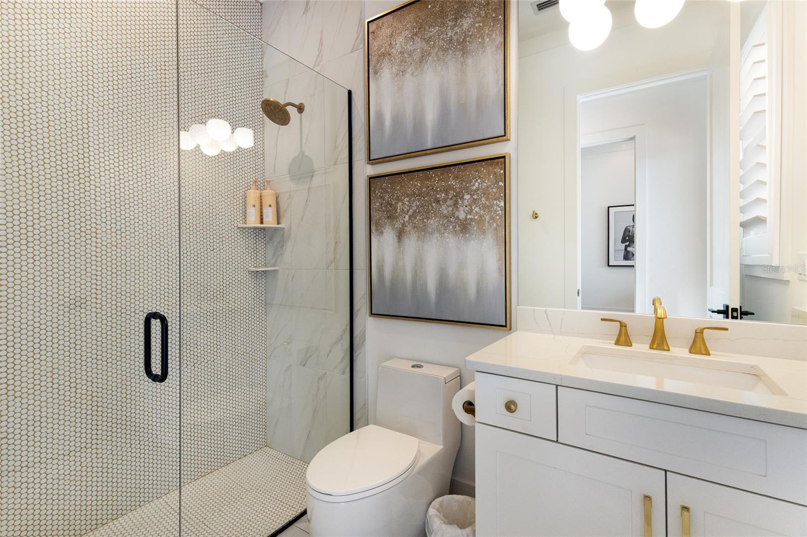 Image 39 of 99 For 8428 Lindrick Lane