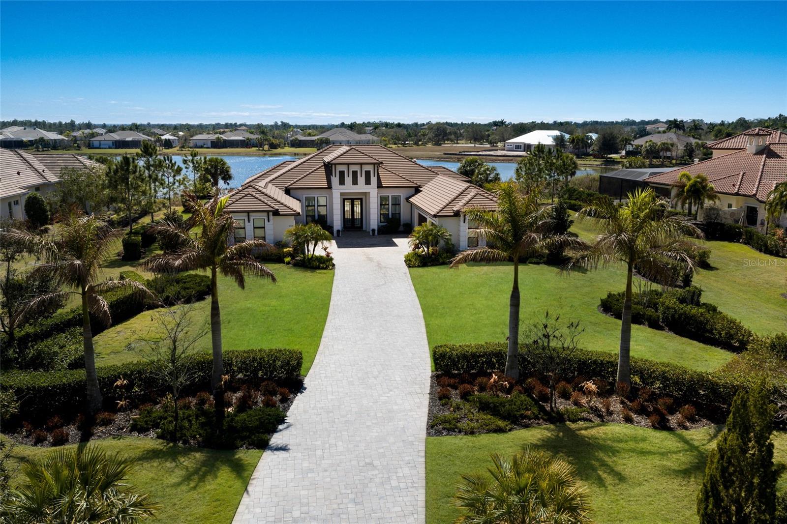 Image 4 of 99 For 8428 Lindrick Lane