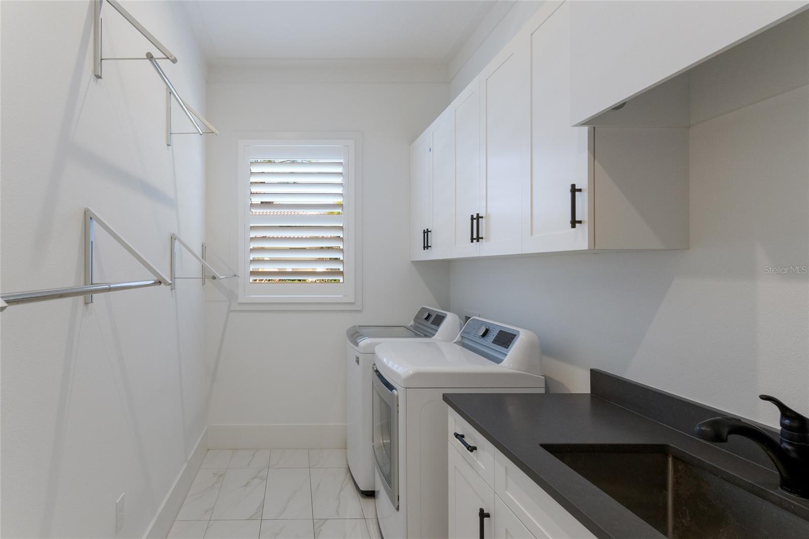 Image 46 of 99 For 8428 Lindrick Lane