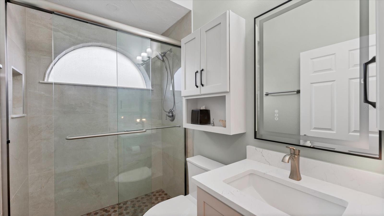 Listing photo id 31 for 7106 Pine Valley Street