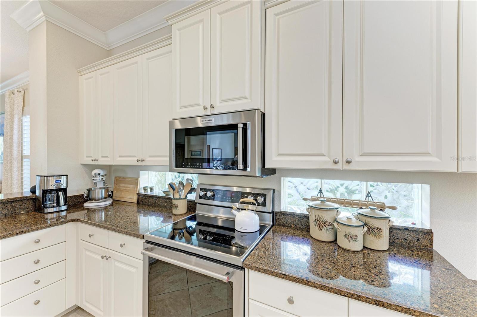 Image 22 of 64 For 11417 Hawick Place