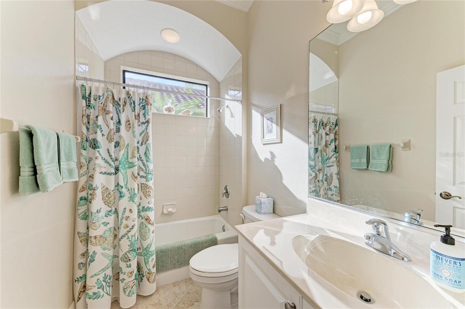 Image 34 of 64 For 11417 Hawick Place