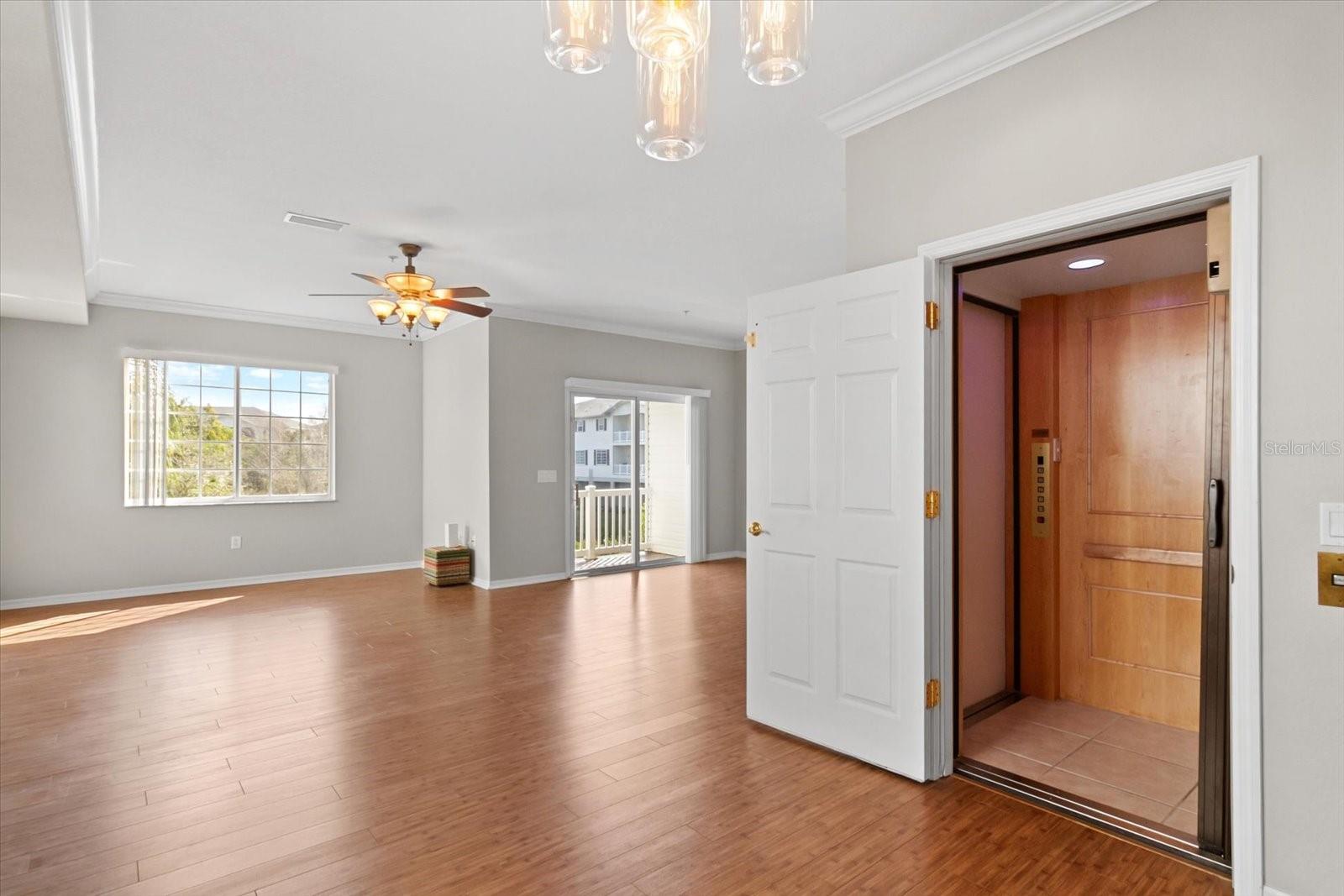 Image 21 of 50 For 1018 34th Drive W