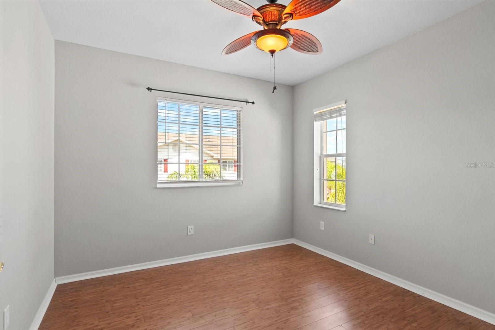 Image 36 of 50 For 1018 34th Drive W