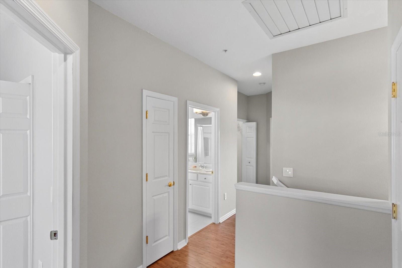 Image 38 of 50 For 1018 34th Drive W