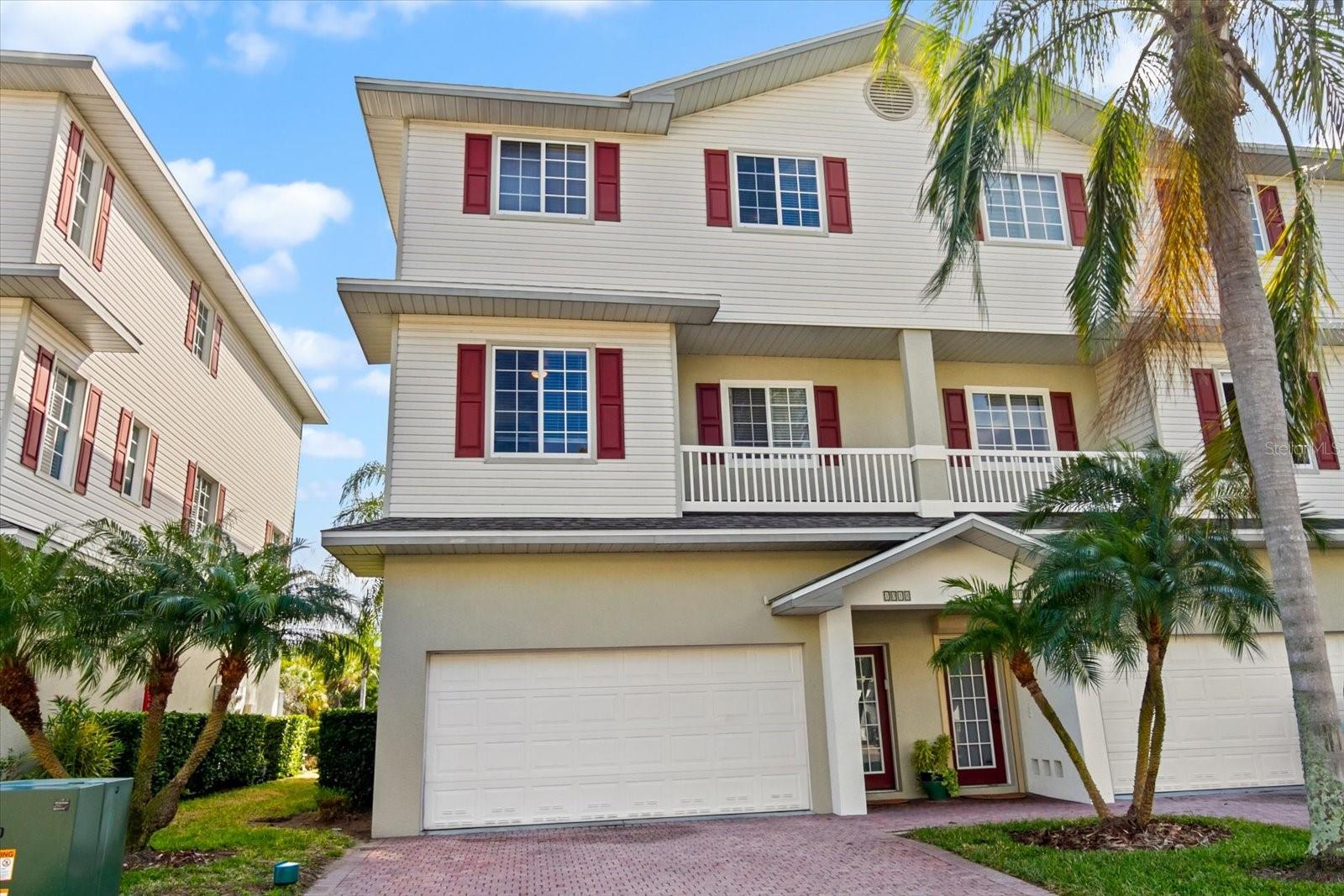 Image 4 of 50 For 1018 34th Drive W