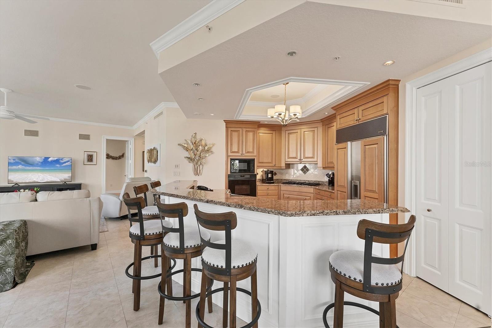 Image 21 of 84 For 1300 Benjamin Franklin Drive 304