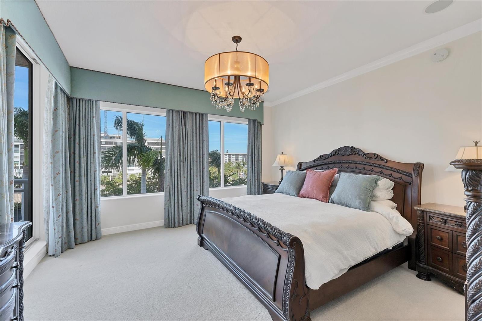 Image 30 of 84 For 1300 Benjamin Franklin Drive 304