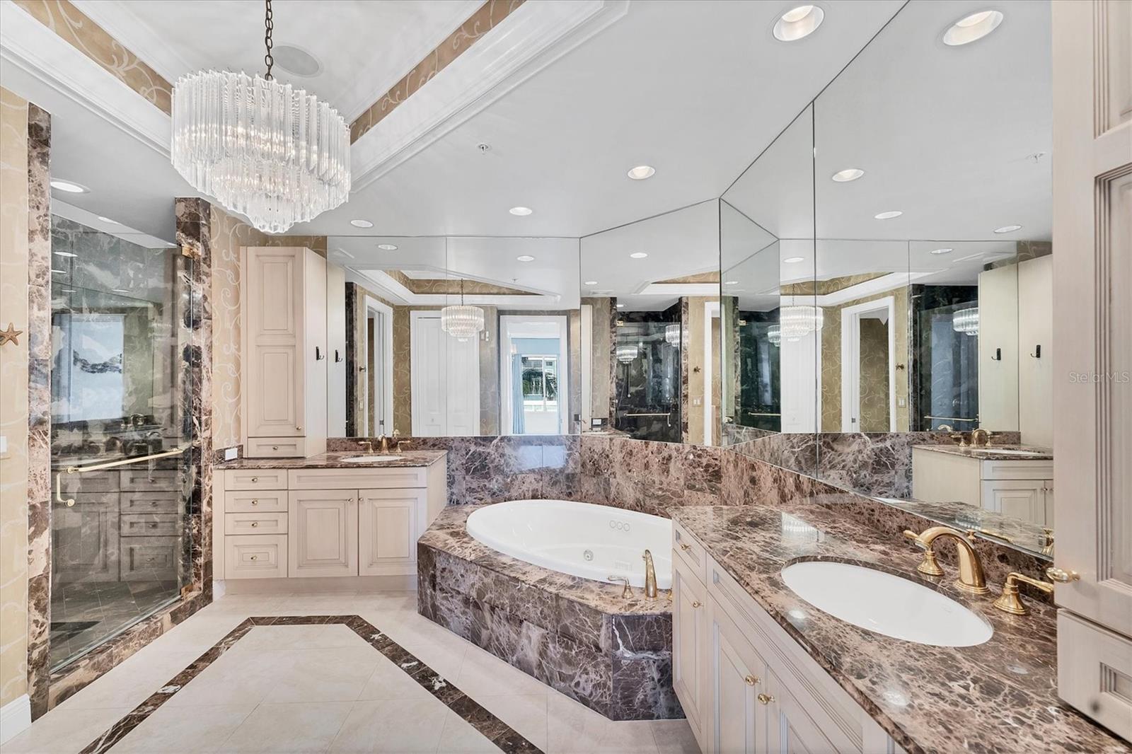 Image 34 of 84 For 1300 Benjamin Franklin Drive 304