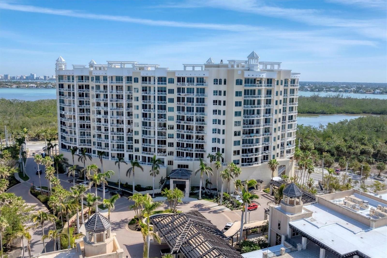 Image 4 of 84 For 1300 Benjamin Franklin Drive 304