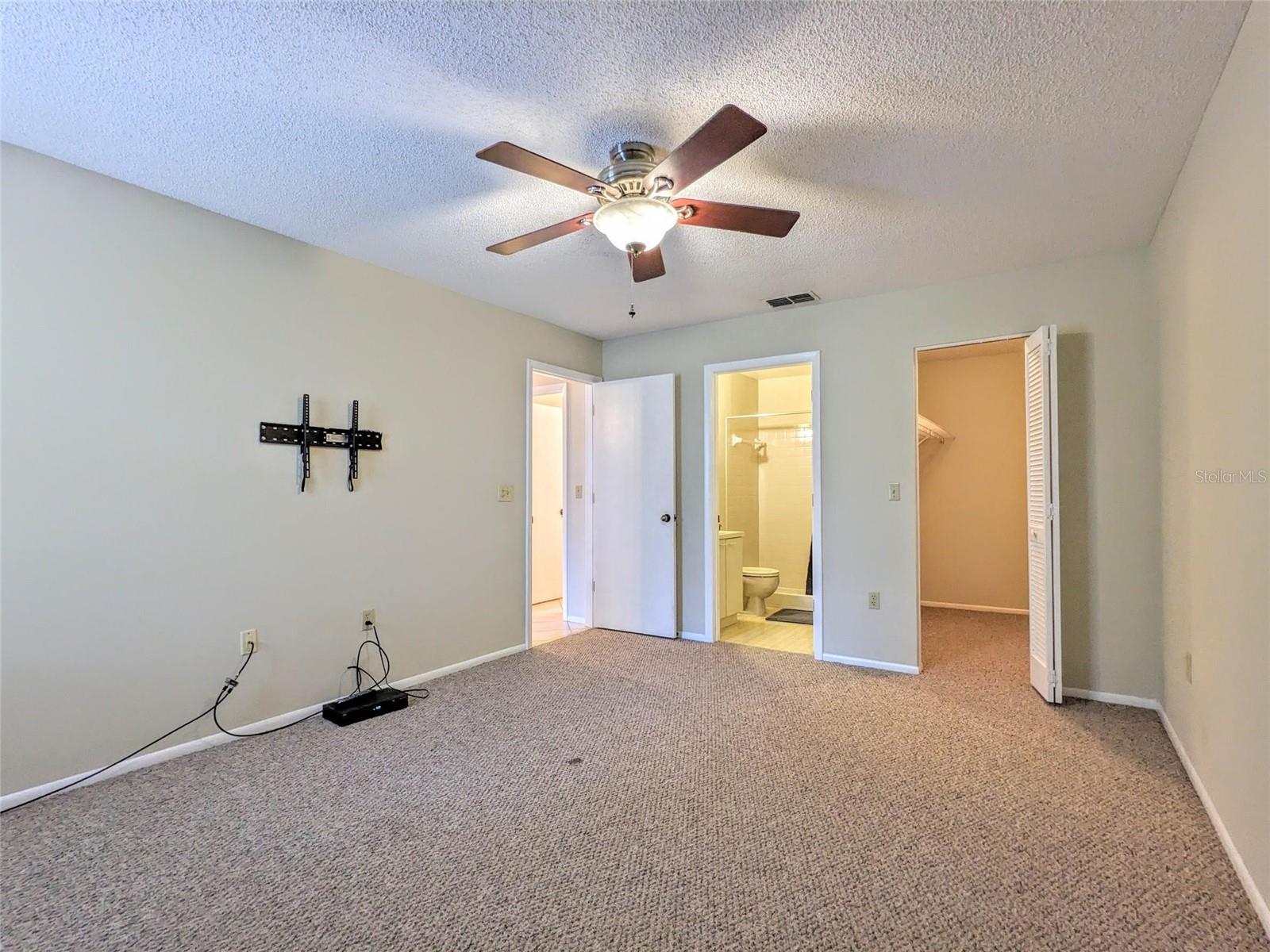 Image 11 of 28 For 3848 59th Avenue W