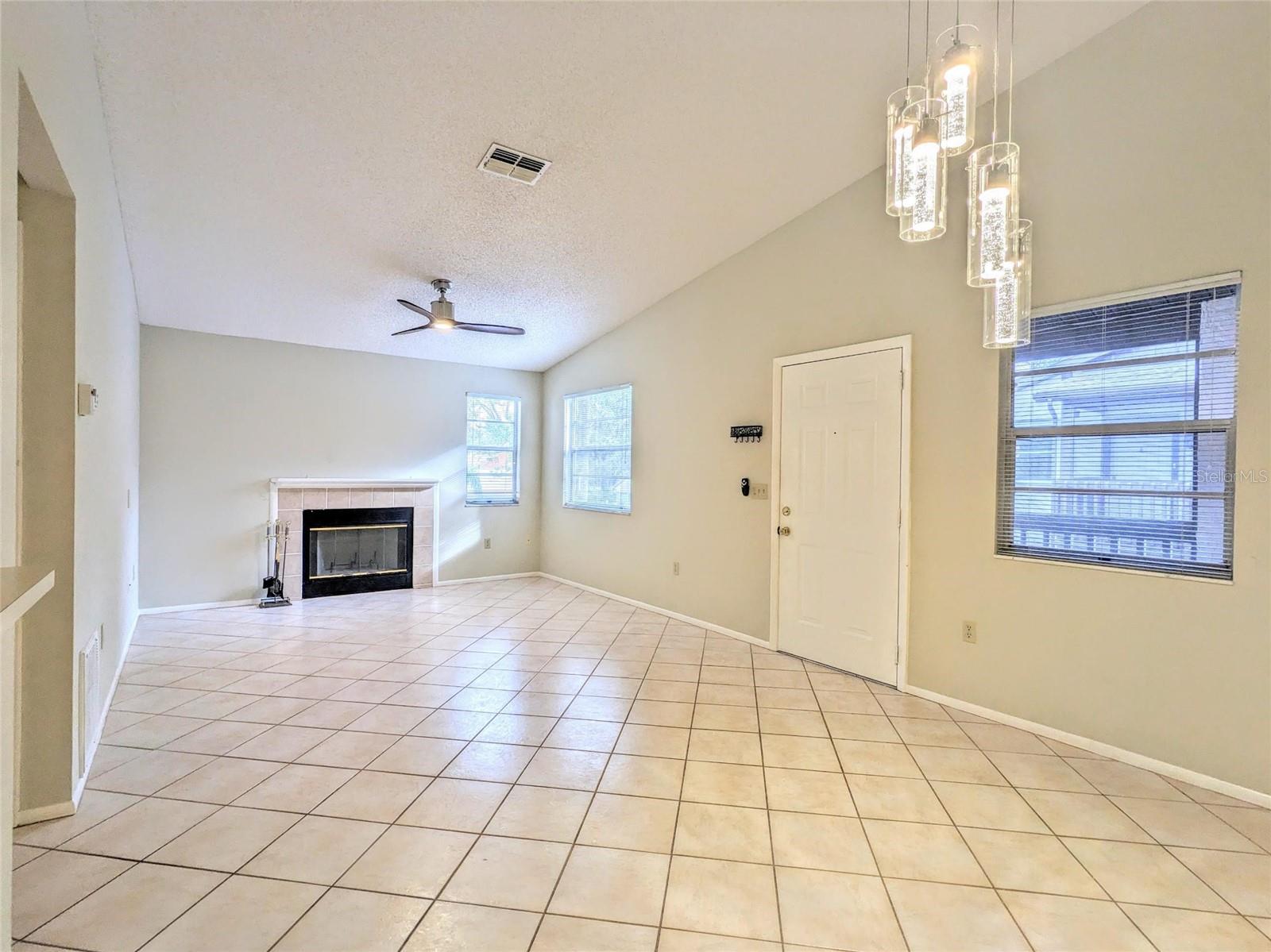 Image 4 of 28 For 3848 59th Avenue W