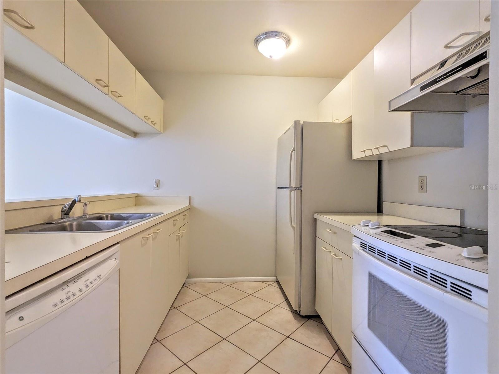 Image 7 of 28 For 3848 59th Avenue W