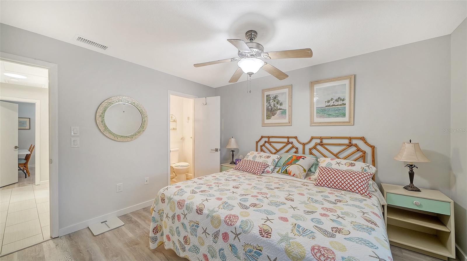 Image 18 of 47 For 100 Bayshore Road C