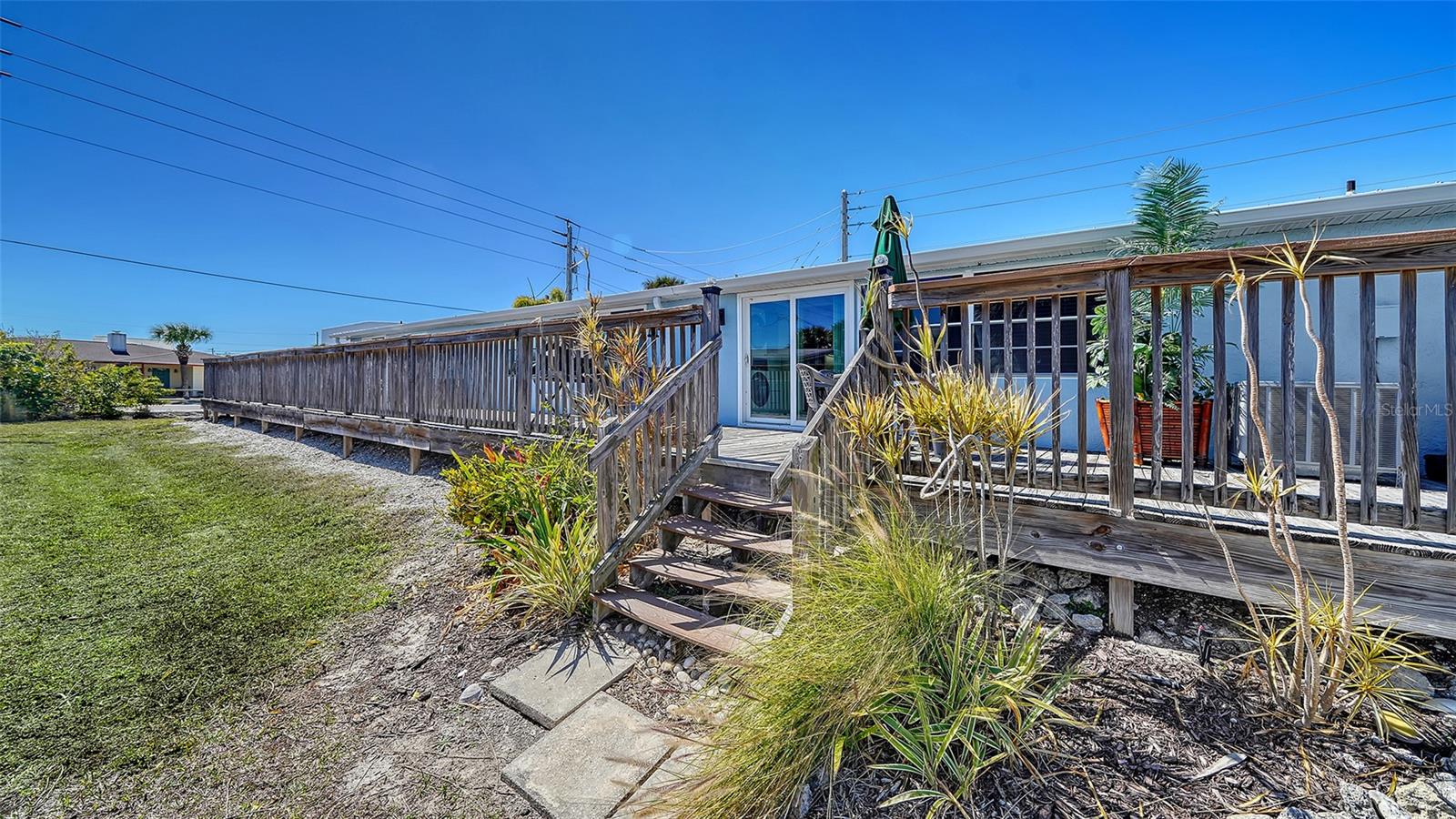 Image 28 of 47 For 100 Bayshore Road C